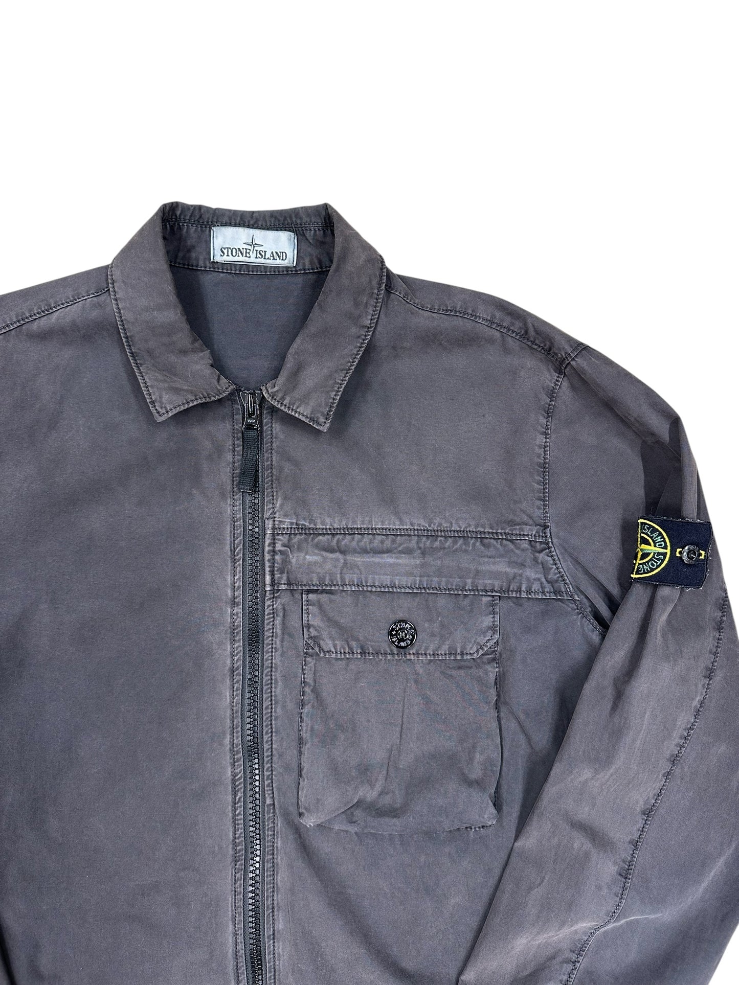 Chaqueta Stone Island gris vintage con bolsillo frontal