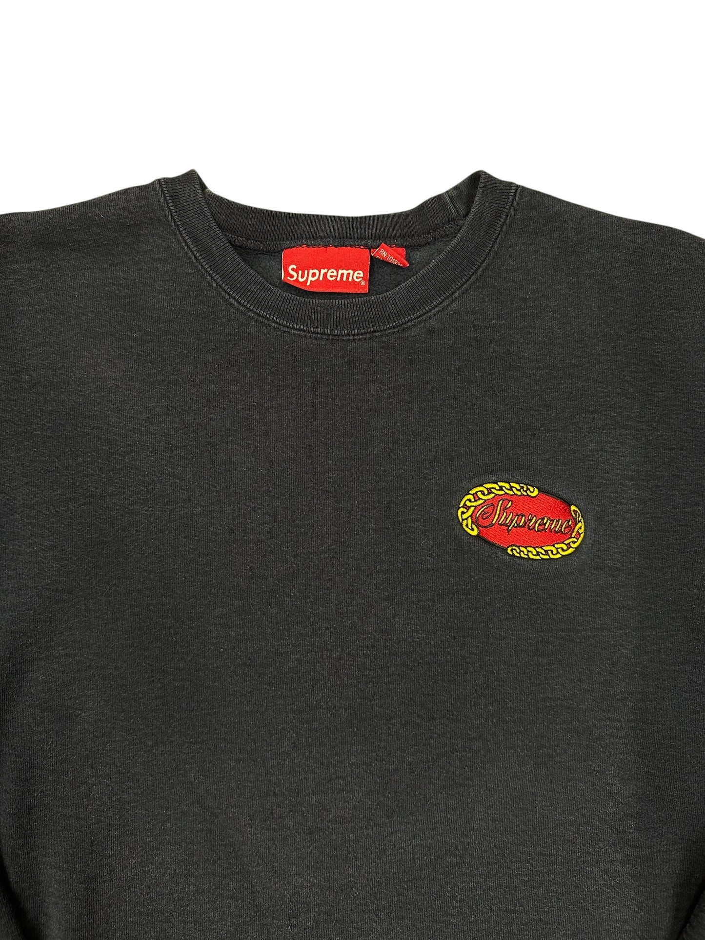 Sudadera Supreme azul marino con logo bordado oval script