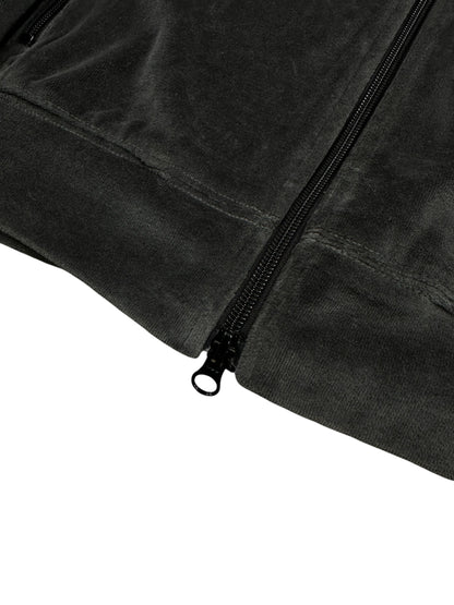 Chaqueta Needles velour negra con franjas laterales y logo mariposa bordado