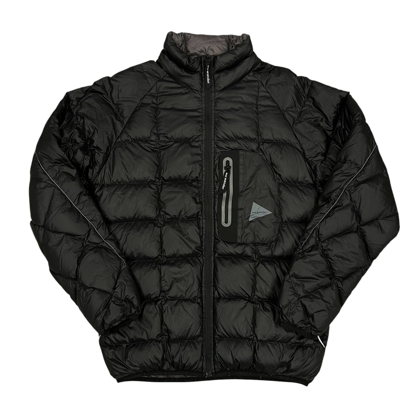 Chaqueta acolchada negra And Wander técnica ligera